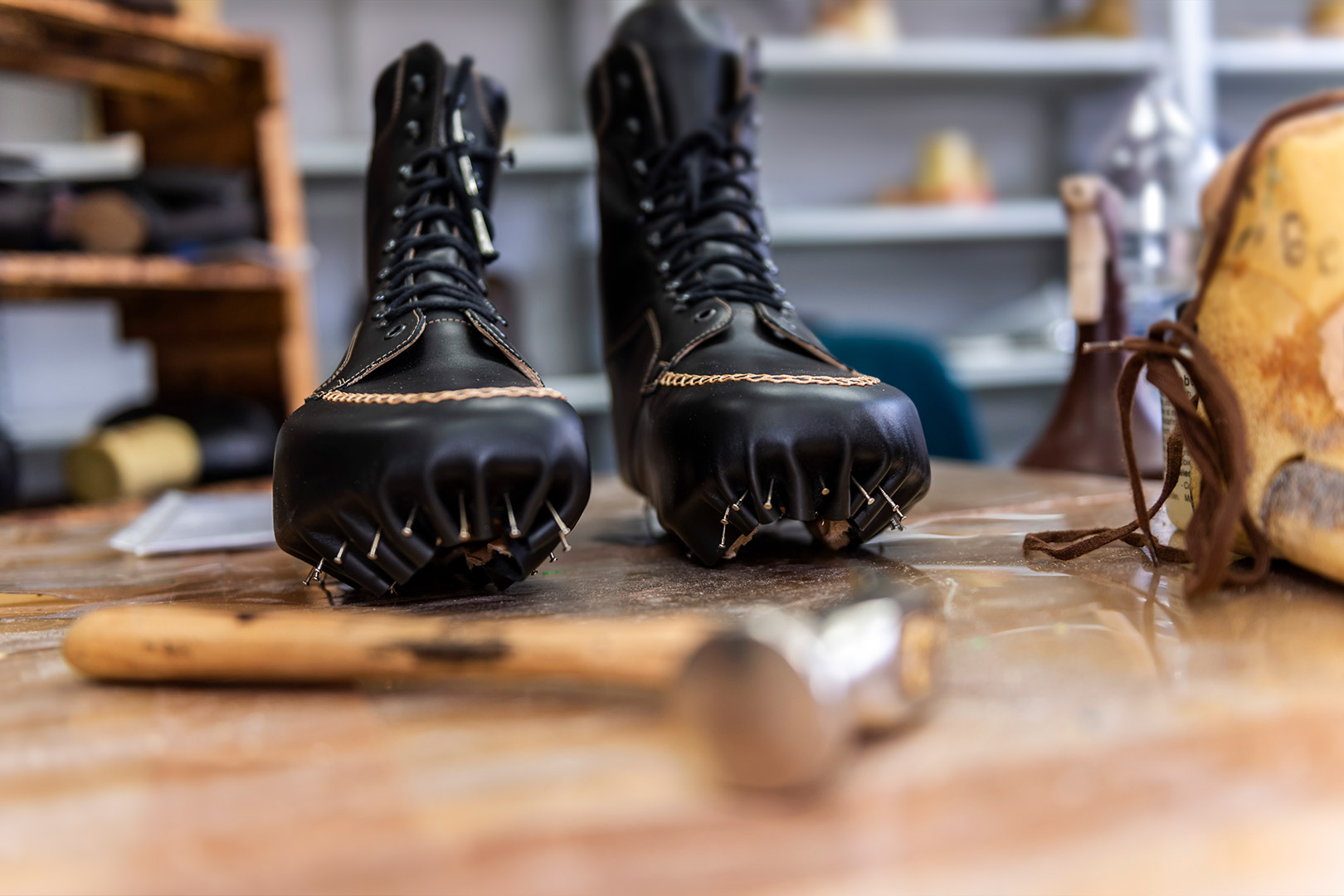 fendel-orthopaedie-schuhtechnik-teaser-massschuh